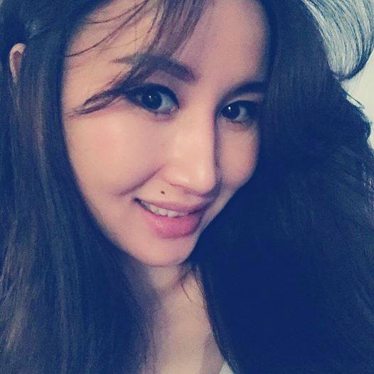 Жүжигчин А.Туяа түгжрэлд уурлаж биш аальгүйтдэг аж /Бичлэг/